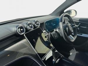 Mercedes-Benz GLC GLC300d coupe 4Matic Avantgarde - Image 21