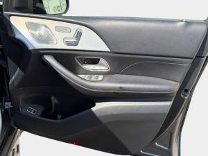 Mercedes-Benz GLE GLE400d 4Matic - Image 21