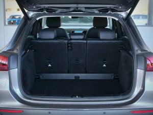 Mercedes-Benz GLA GLA200 Progressive - Image 20