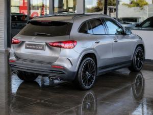 Mercedes-Benz GLA GLA200 Progressive - Image 4