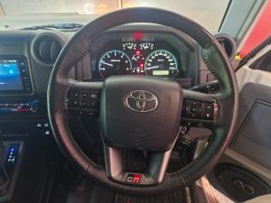 Toyota Land Cruiser 79 2.8GD-6 double cab auto - Image 21