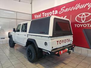 Toyota Land Cruiser 79 2.8GD-6 double cab auto - Image 4