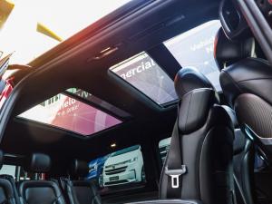 Mercedes-Benz V300d Executive - Image 16