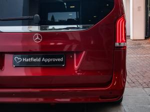 Mercedes-Benz V300d Executive - Image 8