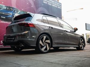 Volkswagen Golf GTI - Image 12