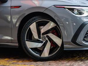 Volkswagen Golf GTI - Image 3