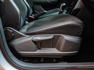 Volkswagen T-Cross 1.0TSI R-Line - Image 14