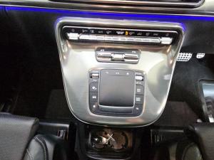 Mercedes-Benz V-Class V300d Exclusive - Image 12