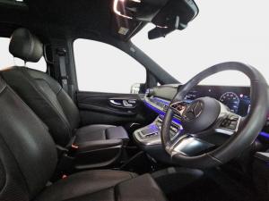 Mercedes-Benz V-Class V300d Exclusive - Image 13