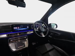 Mercedes-Benz V-Class V300d Exclusive - Image 18