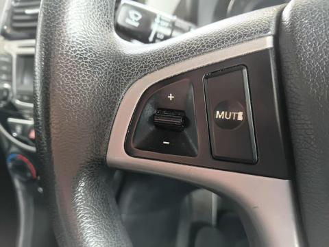 Image Hyundai Accent sedan 1.6 Fluid