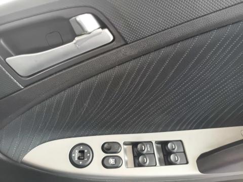 Image Hyundai Accent sedan 1.6 Fluid