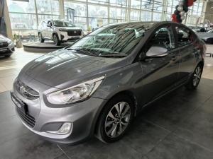 Hyundai Accent sedan 1.6 Fluid - Image 3