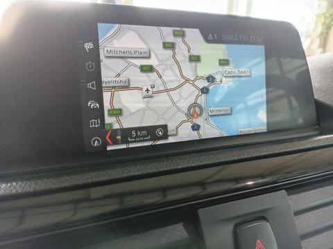 Image BMW 1 Series 118i 5-door auto