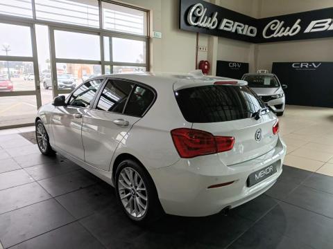 Image BMW 1 Series 118i 5-door auto