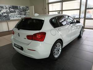 BMW 1 Series 118i 5-door auto - Image 6