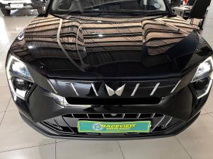 Mahindra XUV 3XO 1.2T AX5L - Image 3
