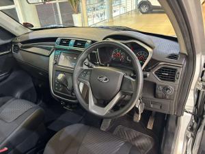 Mahindra KUV100 Nxt 1.2TD D75 K8 - Image 13