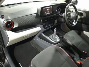 Hyundai Grand i10 1.2 Executive sedan auto - Image 10