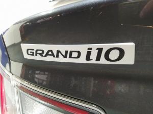 Hyundai Grand i10 1.2 Executive sedan auto - Image 5