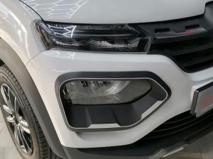 Renault Kwid 1.0 Climber auto - Image 11