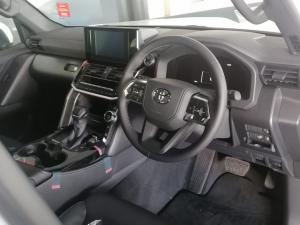 Toyota Land Cruiser 300 3.3D GX-R - Image 21