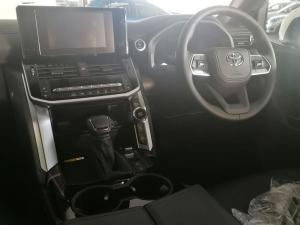 Toyota Land Cruiser 300 3.3D GX-R - Image 23
