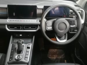 GWM P300 2.4T double cab LT 4x4 - Image 22