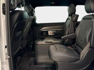 Mercedes-Benz V250d Avantgarde AMG automatic - Image 15