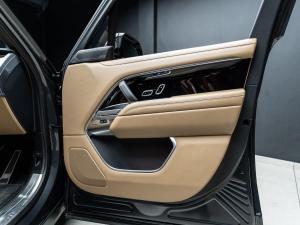 Land Rover Range Rover P530 HSE - Image 21