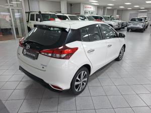 Toyota Yaris 1.5 S - Image 2