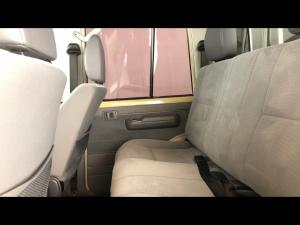 Toyota Land Cruiser 79 2.8GD-6 double cab auto - Image 11