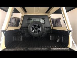 Toyota Land Cruiser 79 2.8GD-6 double cab auto - Image 13