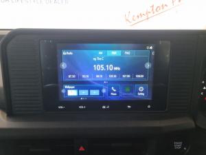 Toyota Land Cruiser FJ 2.7 4x4 VX - Image 13