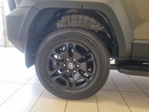 Toyota Land Cruiser FJ 2.7 4x4 VX - Image 19