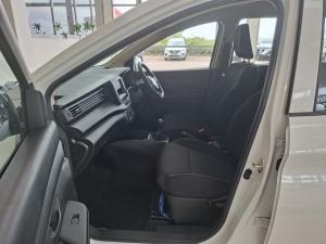 Suzuki Ertiga 1.5 GA - Image 7