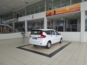 Suzuki Ertiga 1.5 GA - Image 2