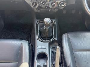 Toyota Hilux 2.8GD-6 Xtra cab 4x4 Legend manual - Image 12