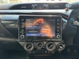 Toyota Hilux 2.8GD-6 Xtra cab 4x4 Legend manual - Image 14
