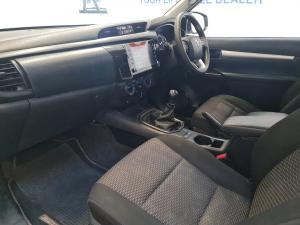 Toyota Hilux 2.4GD-6 single cab Raider manual - Image 7