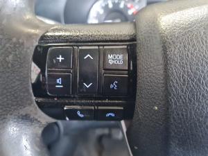 Toyota Hilux 2.4GD-6 single cab Raider manual - Image 9