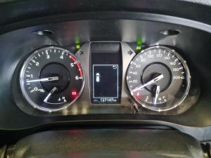 Toyota Hilux 2.4GD-6 single cab Raider manual - Image 11