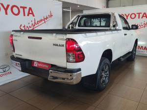 Toyota Hilux 2.4GD-6 single cab Raider manual - Image 2