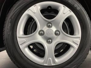 Kia Picanto 1.0 Smart - Image 10