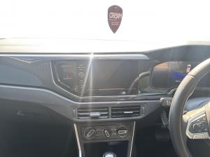Volkswagen Polo hatch 1.0TSI Life manual - Image 12
