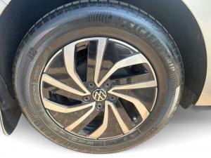 Volkswagen Polo hatch 1.0TSI Life manual - Image 16