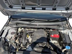Volkswagen Polo hatch 1.0TSI Life manual - Image 9