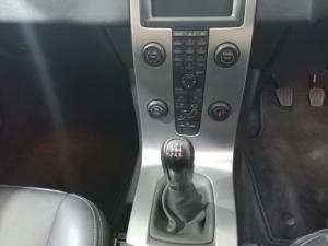 Volvo S40 1.8i - Image 13