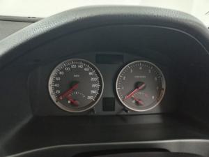 Volvo S40 1.8i - Image 14