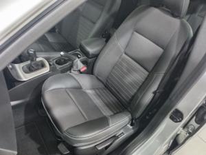 Volvo S40 1.8i - Image 23